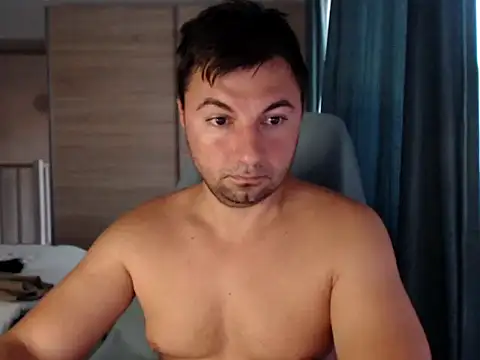 Snapshot of HankMalone chatting on July 6, 3:14 am HankMalone online show from July 6, 3:14 am