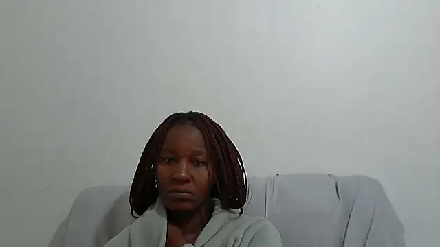 sluttylaura21 online show from March 14, 6:10 am