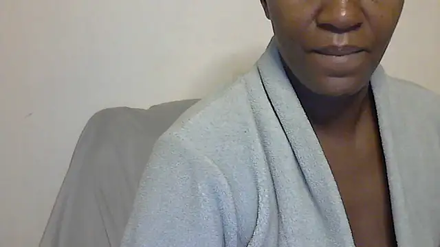 sluttylaura21 online show from March 15, 12:15 am