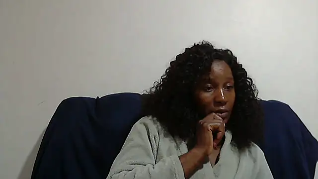 sluttylaura21 online show from March 22, 5:41 pm