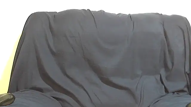 sluttylaura21 online show from March 23, 4:38 am