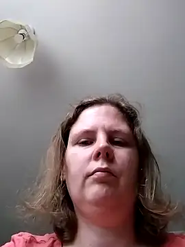 Snapshot of xxSexyBushLinnxx chatting on June 10, 9:41 am xxSexyBushLinnxx online show from June 10, 9:41 am