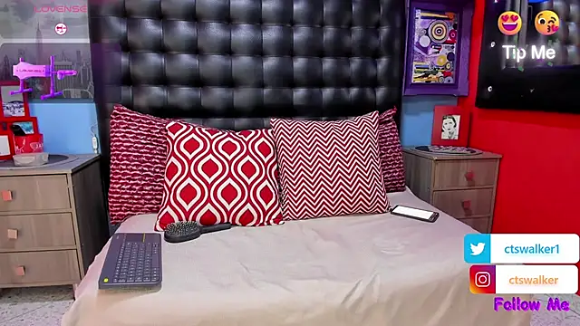 Snapshot of cinthya_walker1 chatting on July 5, 3:52 pm cinthya walker1 online show from July 5, 3:52 pm