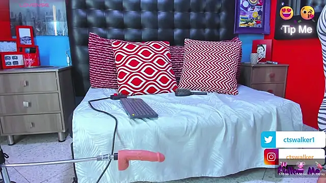 Snapshot of cinthya_walker1 chatting on July 8, 2:21 pm cinthya walker1 online show from July 8, 2:21 pm