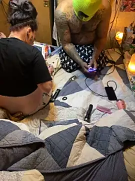 Snapshot of Codybabyy456 chatting on December 16, 3:39 pm Codybabyy456 online show from December 16, 3:39 pm