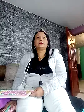 Danna Paolaa  online show from January 24, 4:27 am