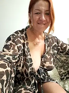 KiraXTender online show from July 15, 12:10 pm