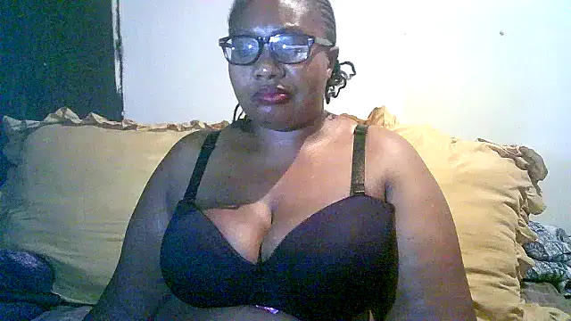 YELLOW BONE online show from November 8, 9:13 pm