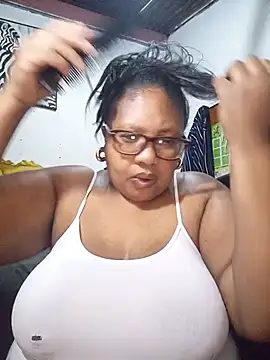 YELLOW BONE online show from August 6, 8:44 pm