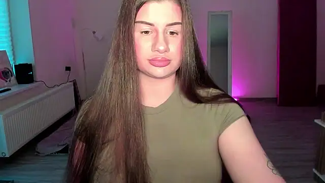 Snapshot of JuicyHelenX chatting on May 21, 6:15 pm JuicyHelenX online show from May 21, 6:15 pm