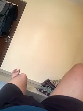 Snapshot of rajstrip12650 chatting on November 2, 7:11 am rajstrip12650 online show from November 2, 7:11 am