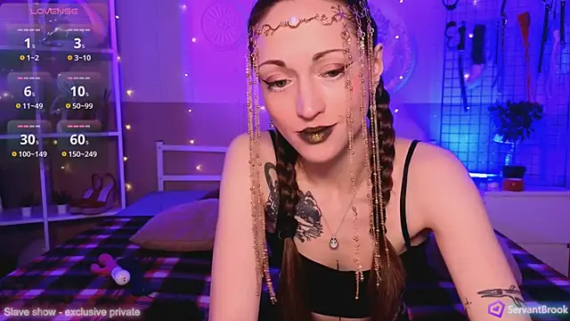 Snapshot of ServantBrook chatting on March 14, 5:16 am ServantBrook online show from March 14, 5:16 am