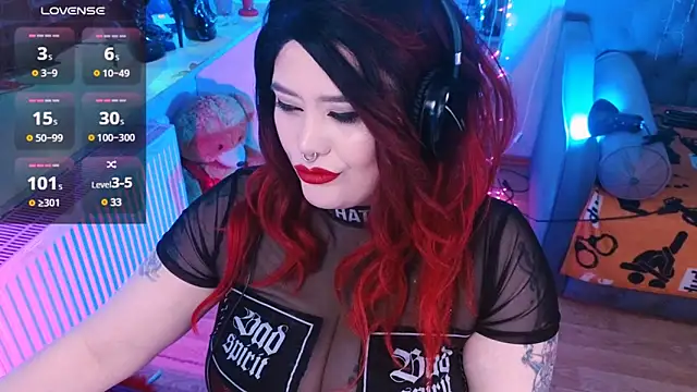 wickedxqueen online show from February 26, 4:25 am