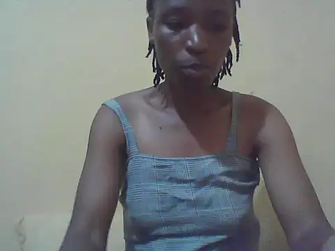 Smillie prety online show from November 10, 9:08 am