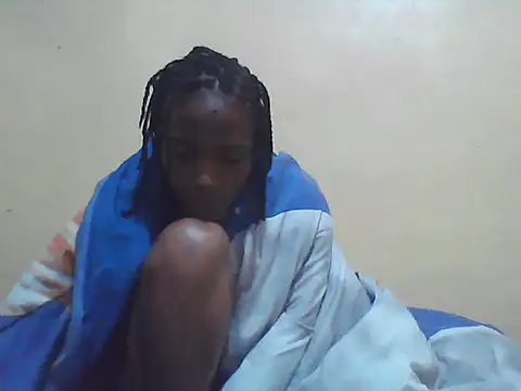 Smillie prety online show from December 17, 4:29 am