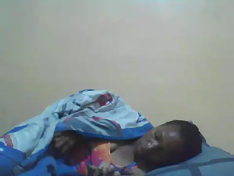 Smillie prety online show from March 6, 6:10 am