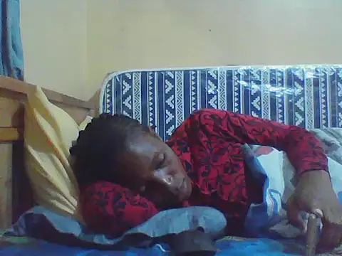 Snapshot of Smillie_prety chatting on May 6, 3:24 am Smillie prety online show from May 6, 3:24 am