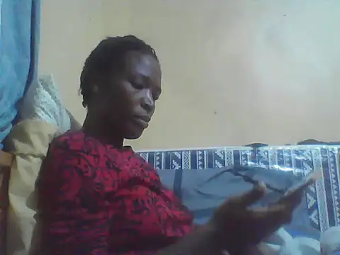 Snapshot of Smillie_prety chatting on May 9, 4:17 am Smillie prety online show from May 9, 4:17 am