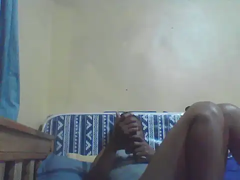 Snapshot of Smillie_prety chatting on May 9, 4:23 pm Smillie prety online show from May 9, 4:23 pm