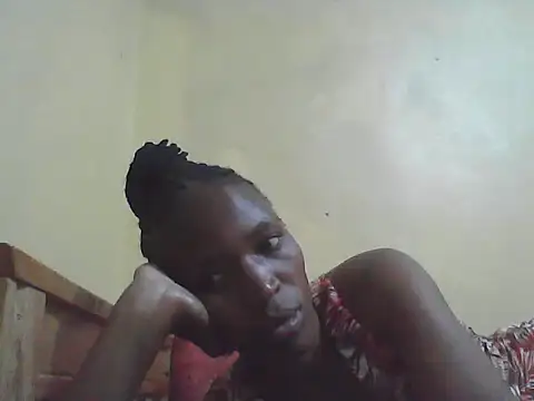Snapshot of Smillie_prety chatting on June 3, 2:33 pm Smillie prety online show from June 3, 2:33 pm