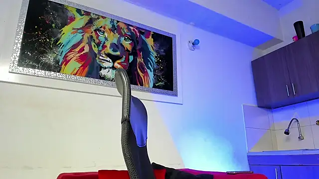 Snapshot of Fenty_XX chatting on December 15, 3:42 pm Fenty XX online show from December 15, 3:42 pm