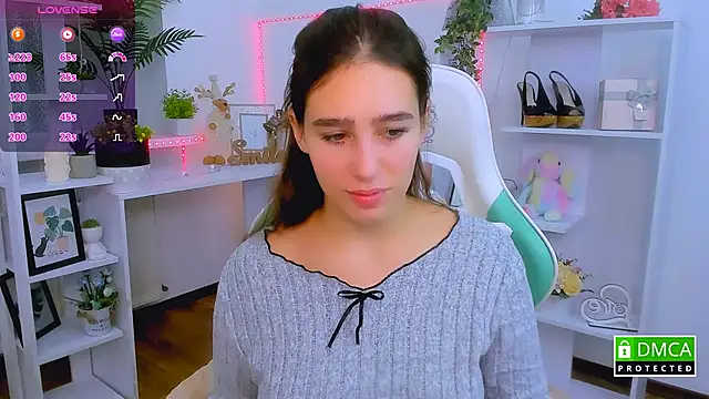  Eliizabeth  online show from December 3, 10:08 pm