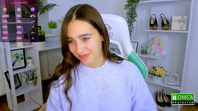  Eliizabeth  online show from December 14, 9:19 pm