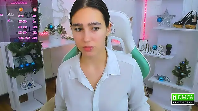  Eliizabeth  online show from December 20, 10:06 pm