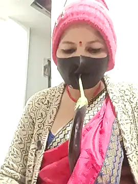 Snapshot of Riyaa-Devi chatting on December 14, 5:25 pm Riyaa-Devi online show from December 14, 5:25 pm