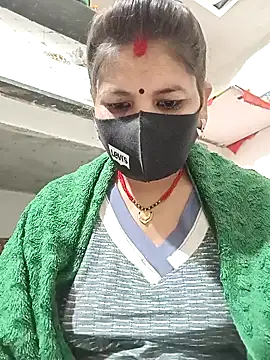 Snapshot of Riyaa-Devi chatting on December 21, 3:31 pm Riyaa-Devi online show from December 21, 3:31 pm