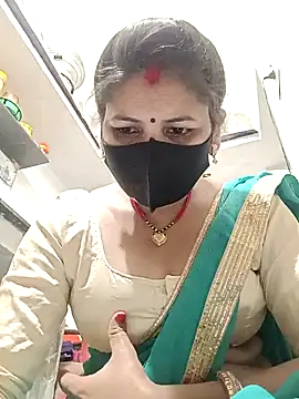 Snapshot of Riyaa-Devi chatting on December 31, 5:29 pm Riyaa-Devi online show from December 31, 5:29 pm