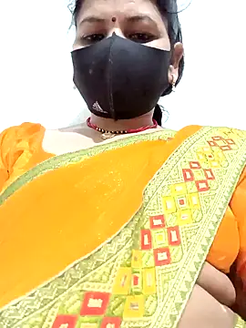 Snapshot of Riyaa-Devi chatting on February 3, 5:46 pm Riyaa-Devi online show from February 3, 5:46 pm