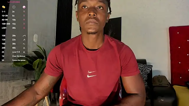 DannSmmith online show from December 5, 11:19 am