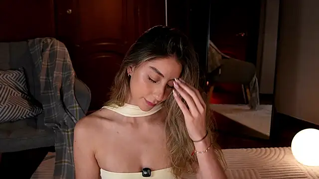 Snapshot of lua_ferch__ chatting on July 4, 1:17 pm lua ferch online show from July 4, 1:17 pm