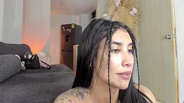 GarciaMilu online show from May 3, 5:24 am