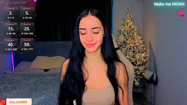 Snapshot of Kemi__Jordan chatting on December 22, 12:35 pm Kemi Jordan online show from December 22, 12:35 pm