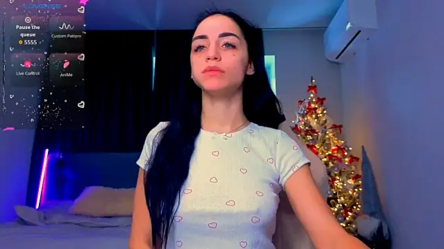 Snapshot of Kemi__Jordan chatting on January 17, 7:13 am Kemi Jordan online show from January 17, 7:13 am