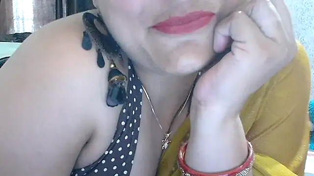 Snapshot of Maria_55 chatting on May 29, 6:22 am Maria 55 online show from May 29, 6:22 am
