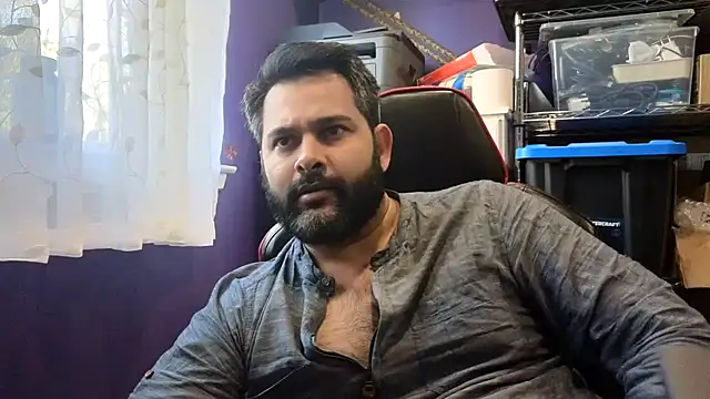 Sakhtlaundaz online show from November 4, 6:07 pm