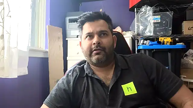 Sakhtlaundaz online show from May 4, 12:45 pm