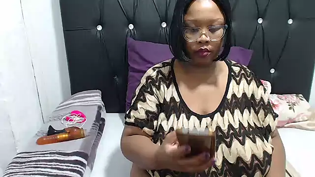 Snapshot of PASION_THUNDERX23 chatting on March 21, 3:15 pm PASION THUNDERX23 online show from March 21, 3:15 pm