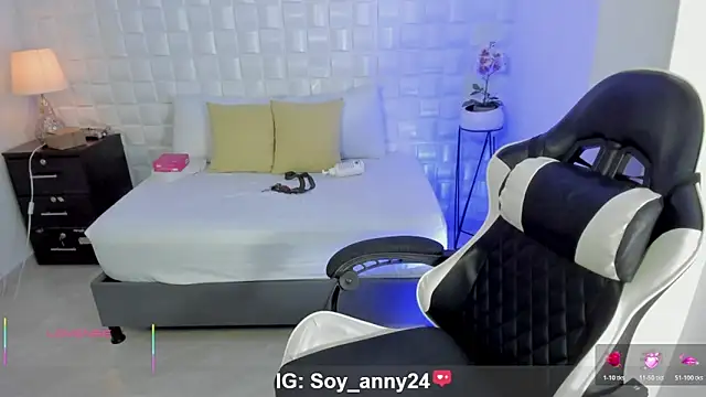 anny rouse24 online show from June 21, 2:58 am