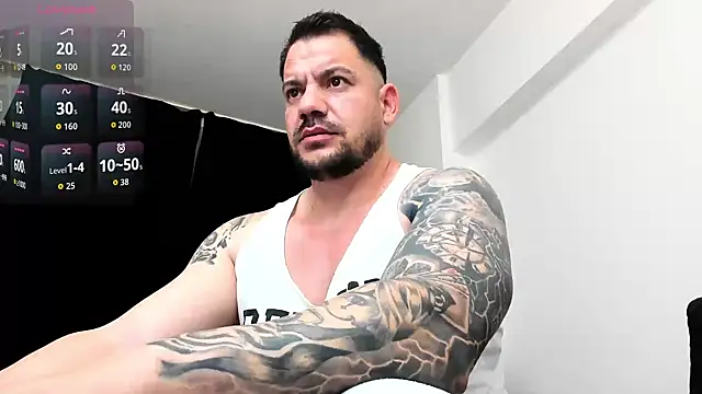 musclemonster31 online show from January 7, 9:28 pm