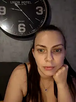 LEAsquirt91 online show from January 23, 8:24 pm