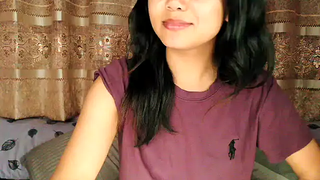Snapshot of cute_sapna chatting on June 18, 6:56 pm cute sapna online show from June 18, 6:56 pm
