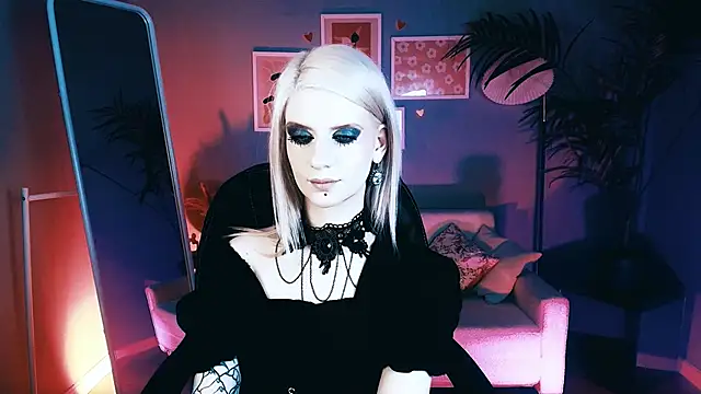 Noah ElmerX online show from October 18, 2:29 pm