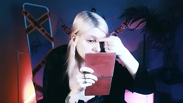 Noah ElmerX online show from November 1, 9:28 pm