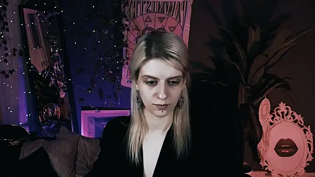 Noah ElmerX online show from December 4, 5:21 pm