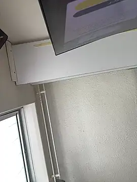 Snapshot of YesTheSexiest chatting on February 4, 12:11 pm YesTheSexiest online show from February 4, 12:11 pm