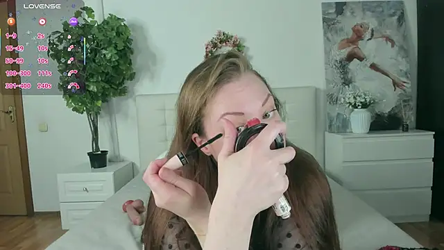 Snapshot of CutieGinger chatting on May 22, 5:58 am CutieGinger online show from May 22, 5:58 am